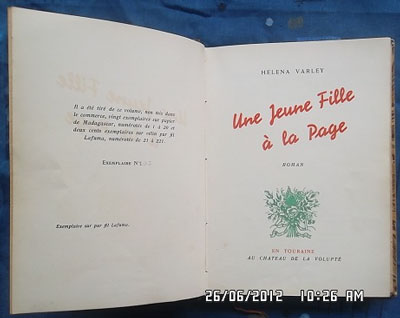 une jeune fille à la plage une jeune fille à la plage